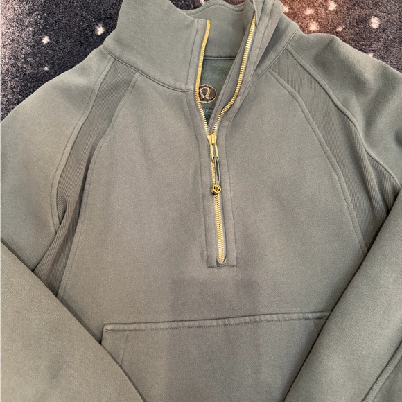 Women’s Lululemon Scuba Oversized Green Half-Zip Sweater with gold accents - Picture 2 of 4